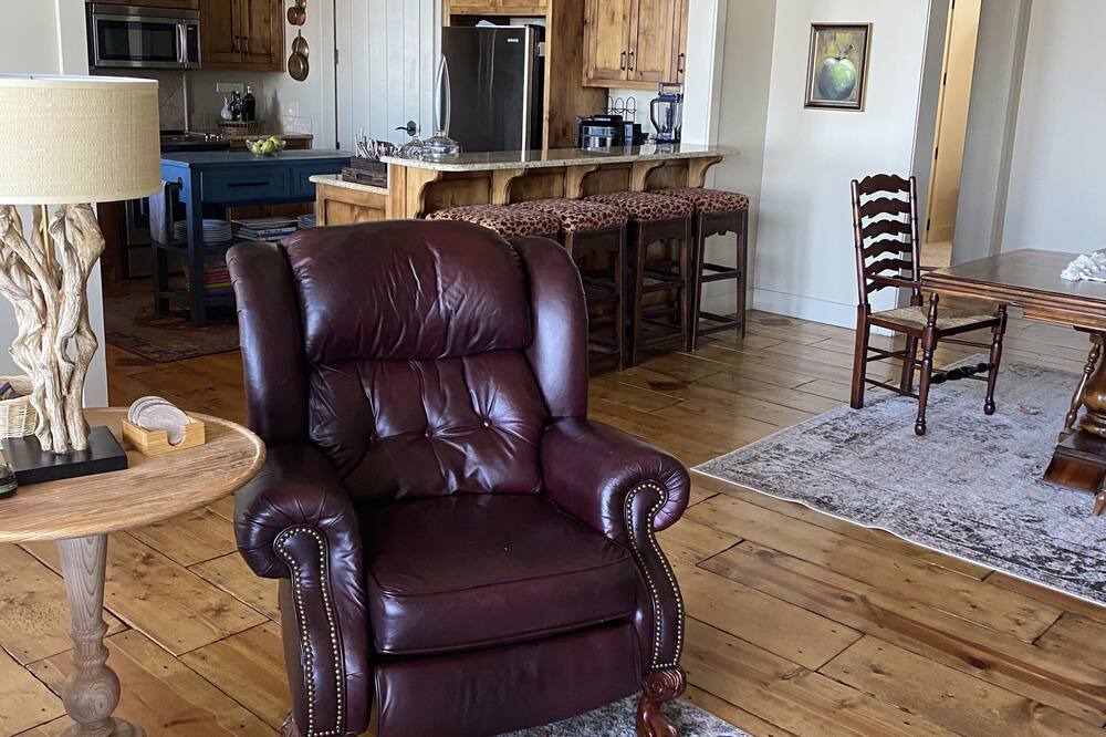 Photo of Bedroom in Proctor