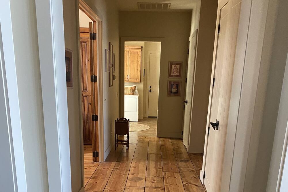 Photo of Bedroom in Proctor
