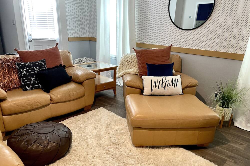 Photo of Livingroom in Medina Valley