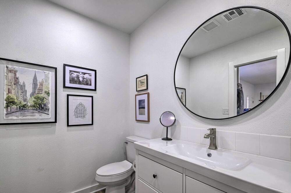 Photo of Bathroom in Eucha
