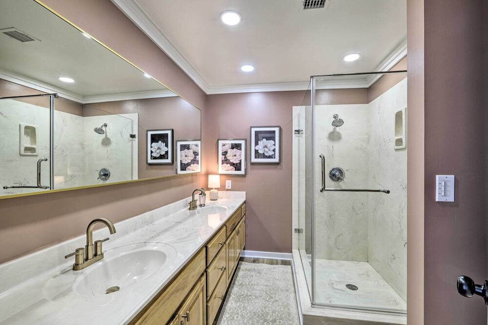 Photo of Bathroom in Eucha