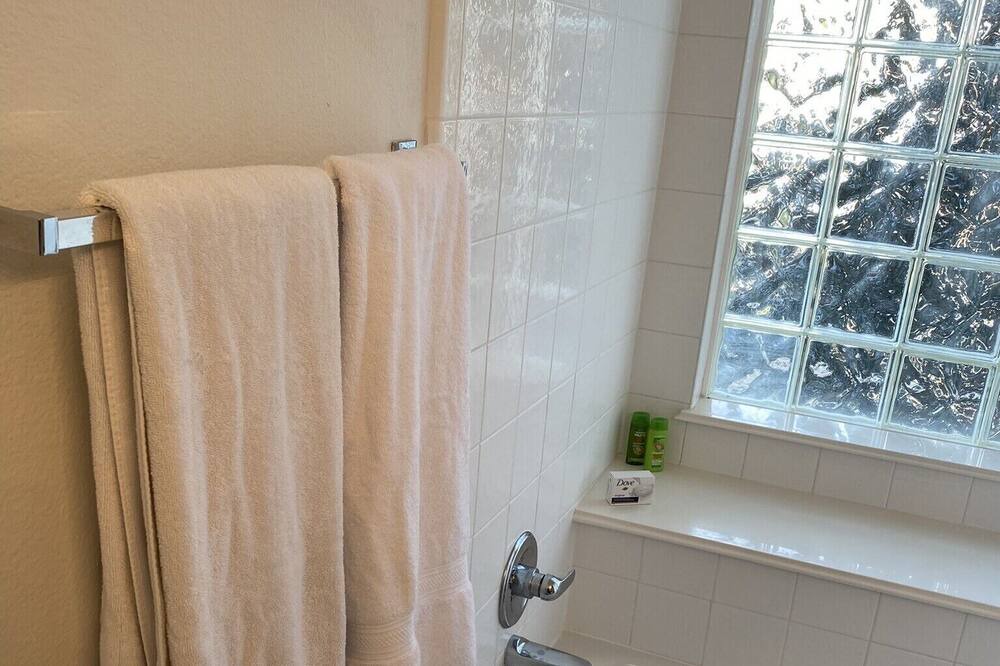 Photo of Bathroom in Sterling Ridge