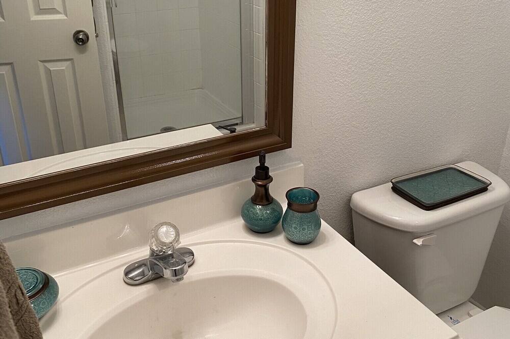 Photo of Bathroom in Sterling Ridge