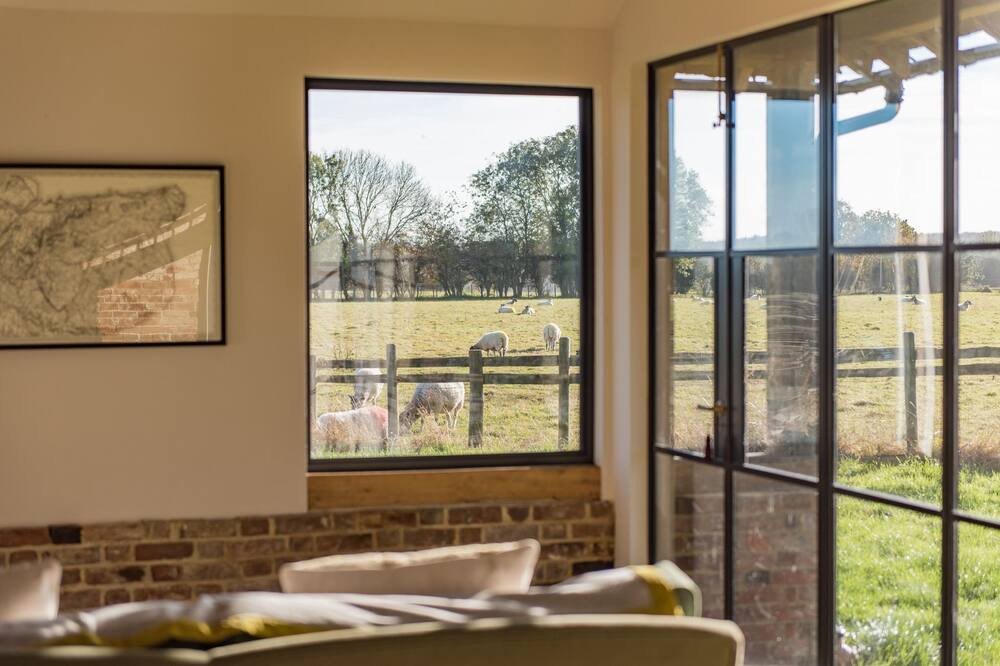 Photo of Others in Bilting