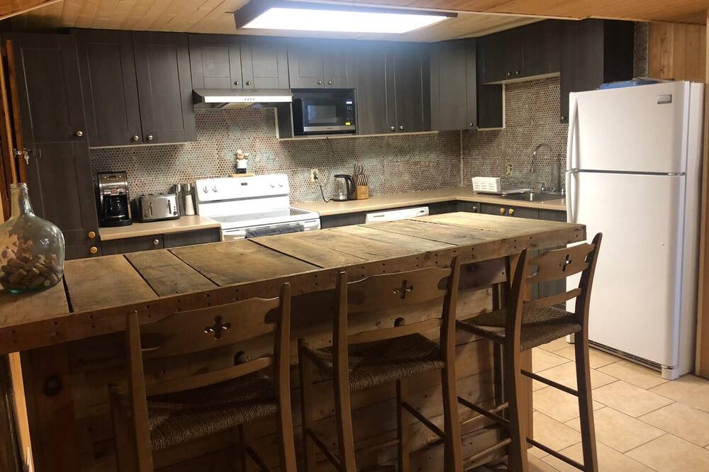 Photo of Kitchen in Blue Sea