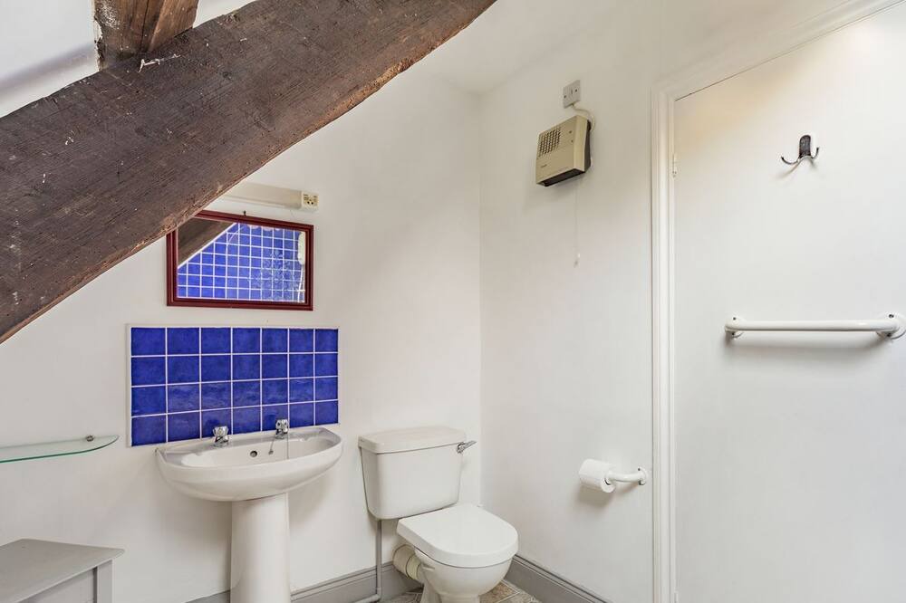 Photo of Bathroom in Beadnell