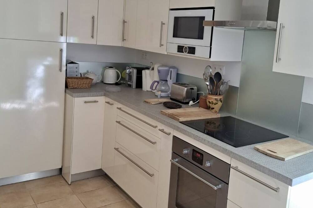 Photo of Kitchen in Saint-Victor-des-Oules