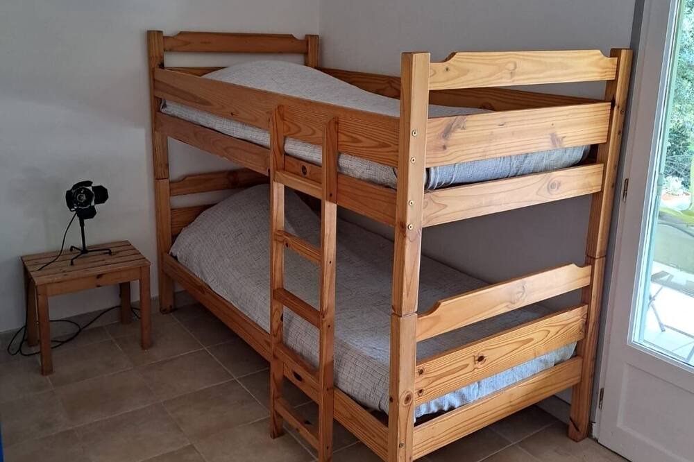Photo of Bedroom in Saint-Victor-des-Oules