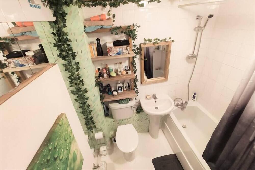 Photo of Others in Reigate