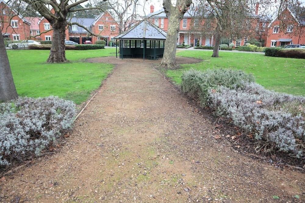 Photo of Others in Epsom