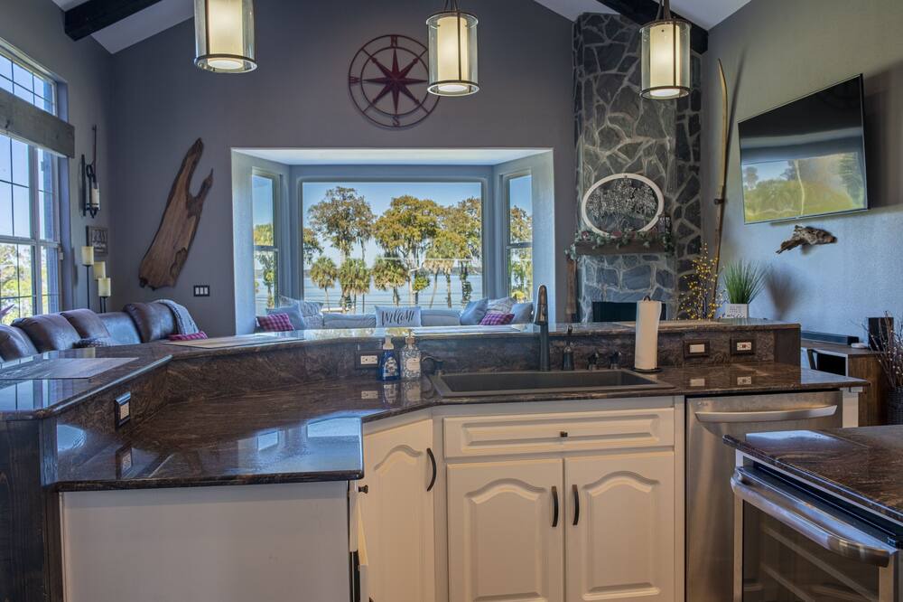 Photo of Kitchen in Thonotosassa