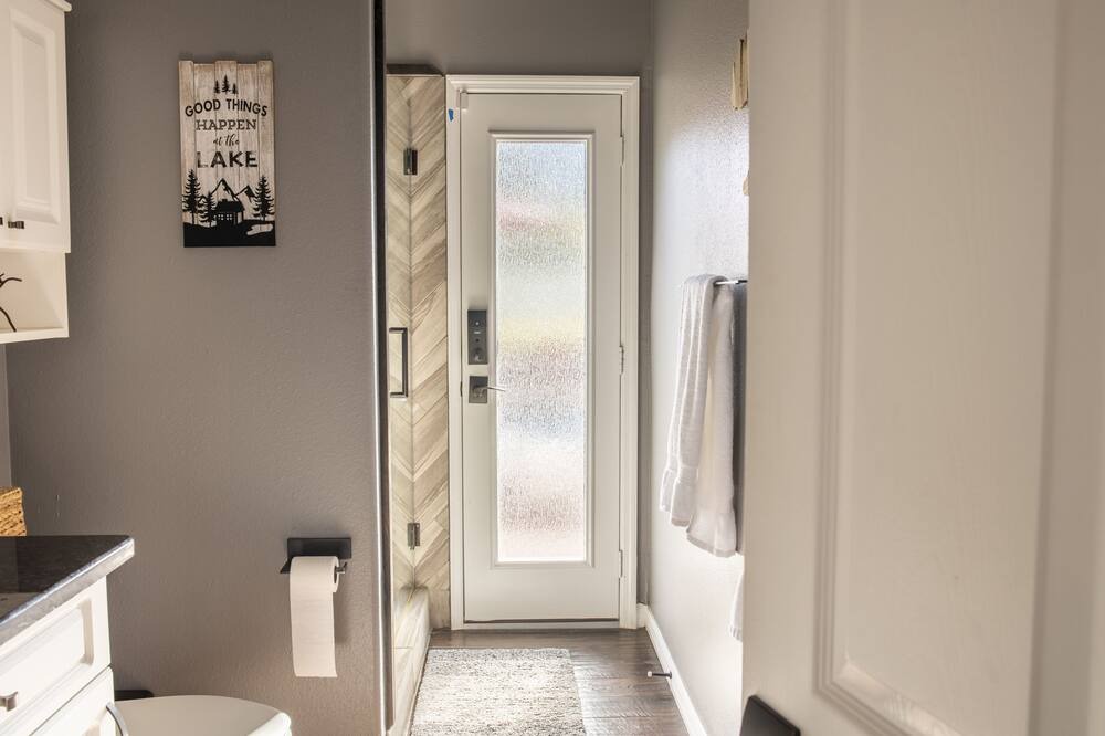 Photo of Bathroom in Thonotosassa