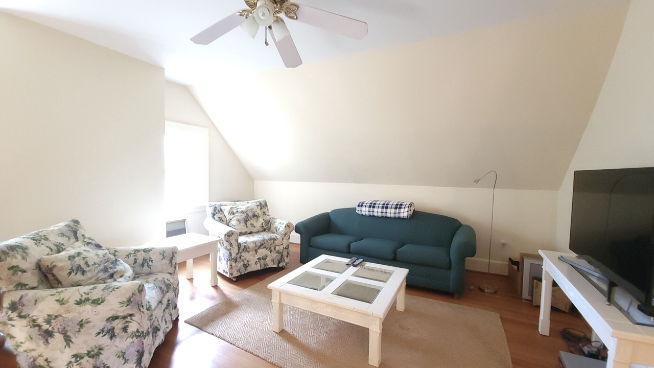 Photo of Livingroom in Portland