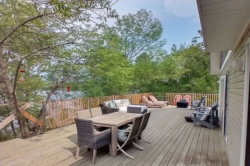 Photo of Patio Balcony in Ivanhoe
