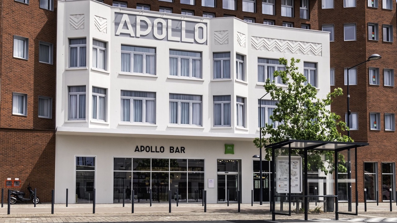 Photo of Outdoor in Lens