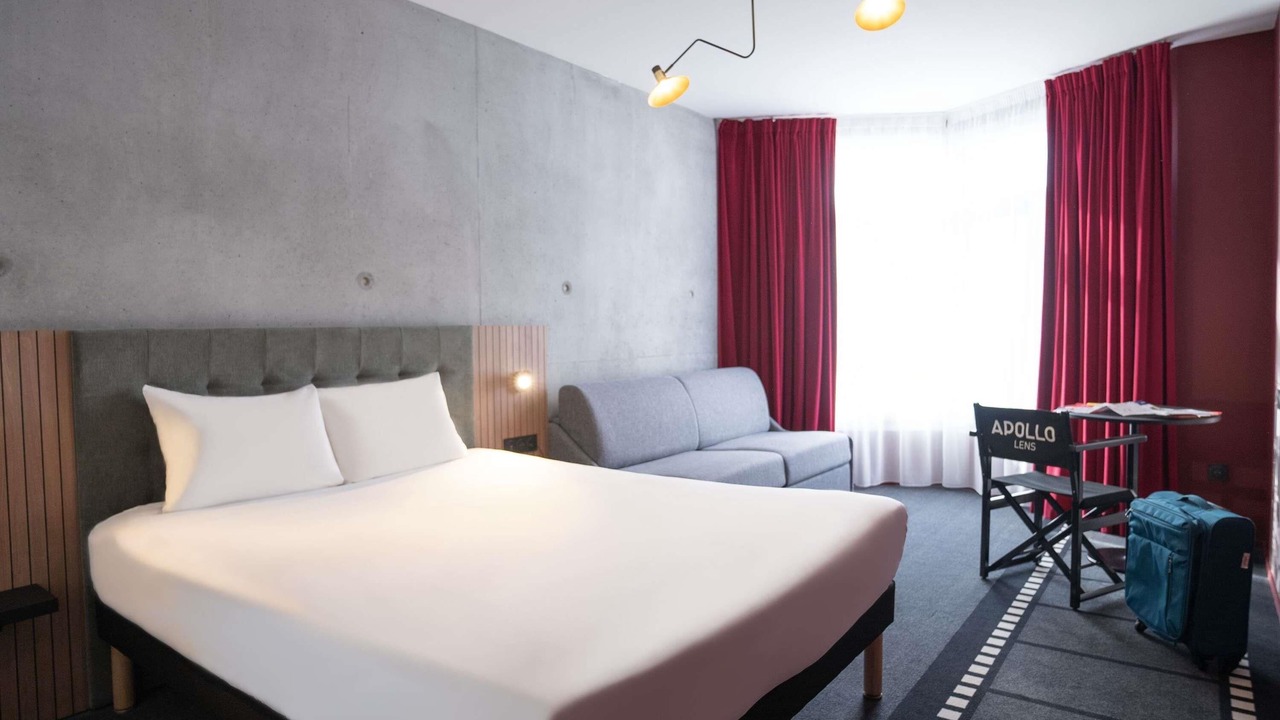 Photo of Others in Lens