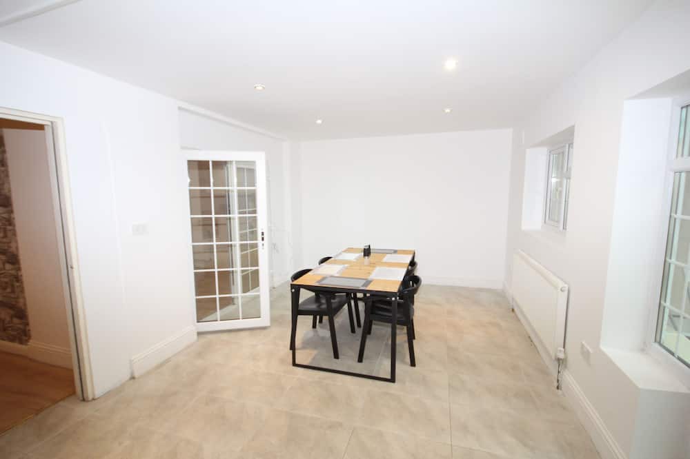 Photo of Others in Heston Central