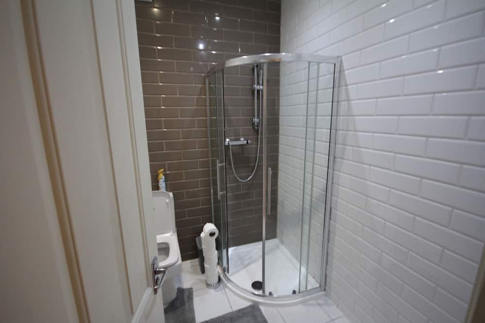 Photo of Bathroom in Heston Central