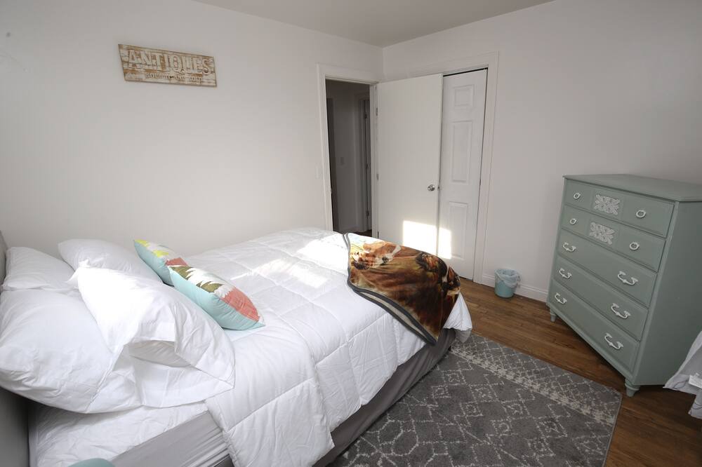 Photo of Bedroom in Birch Run Township