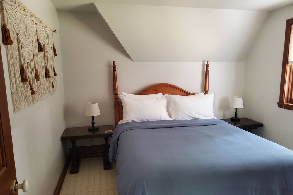 Photo of Bedroom in Liberty