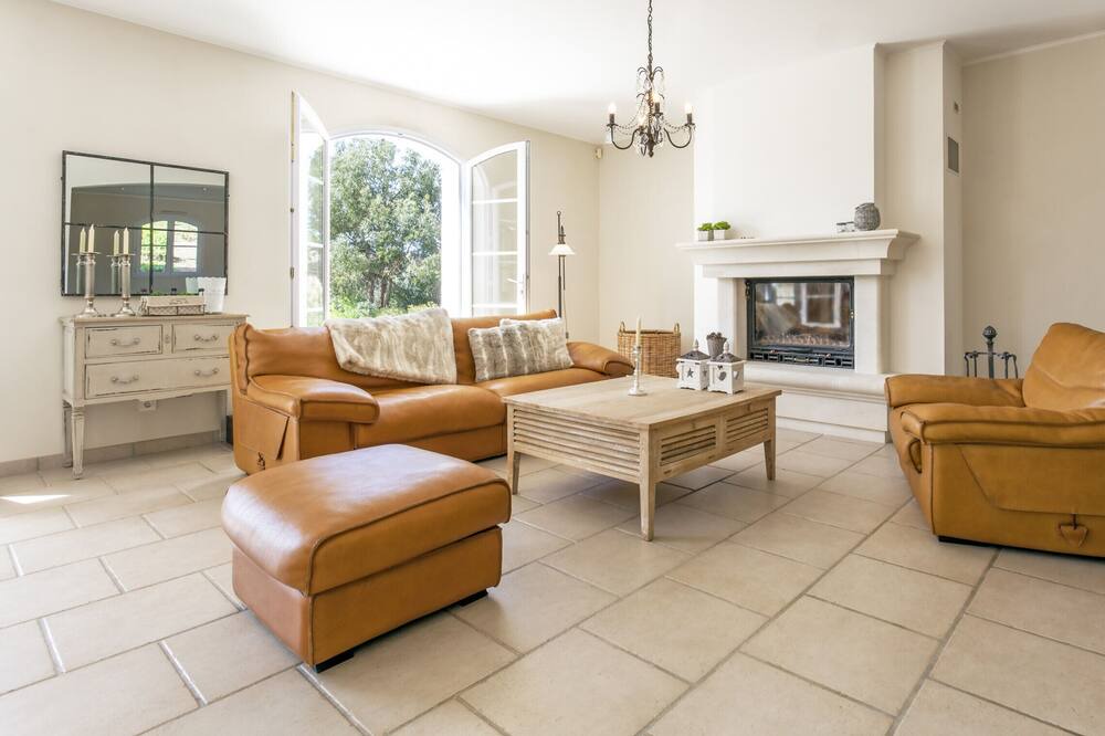 Photo of Livingroom in Pegomas