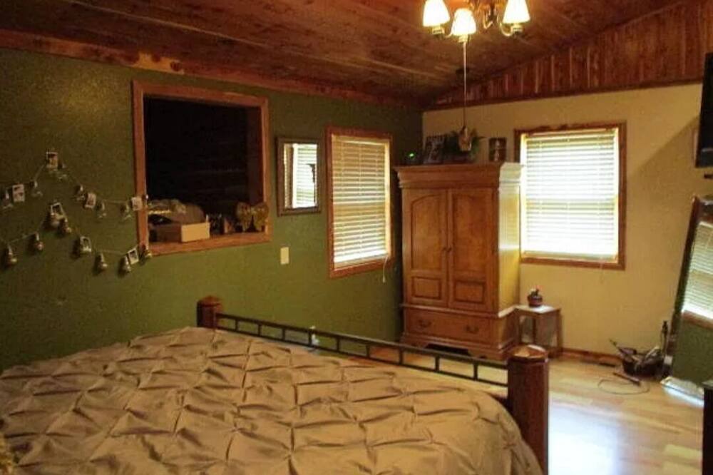 Photo of Bedroom in Berryville