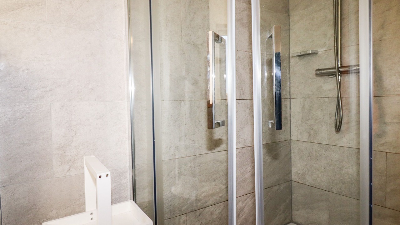 Photo of Bathroom in Trewarmett