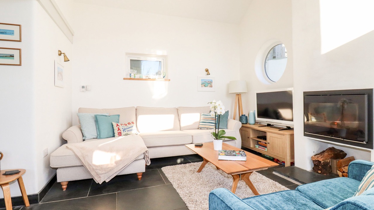 Photo of Bedroom in Trewarmett