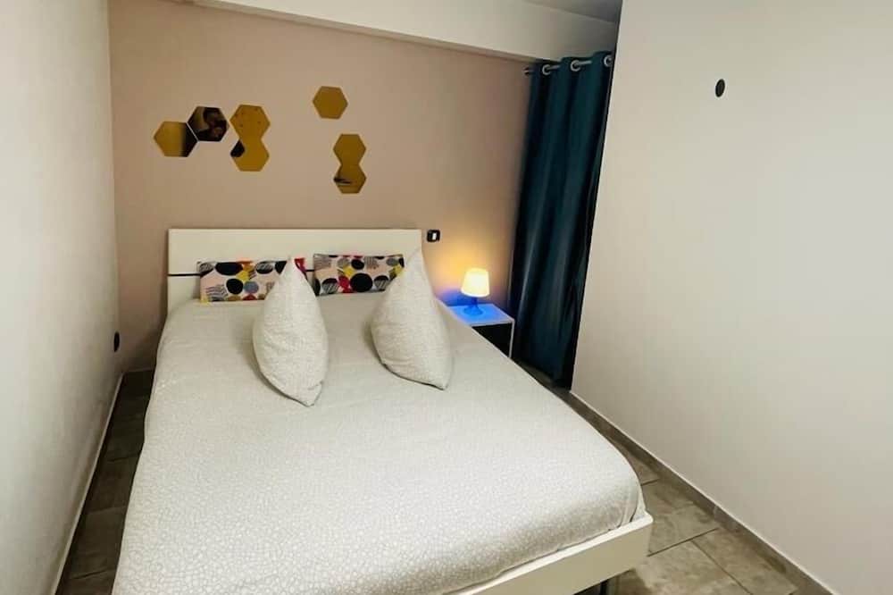 Photo of Bedroom in Aubervilliers