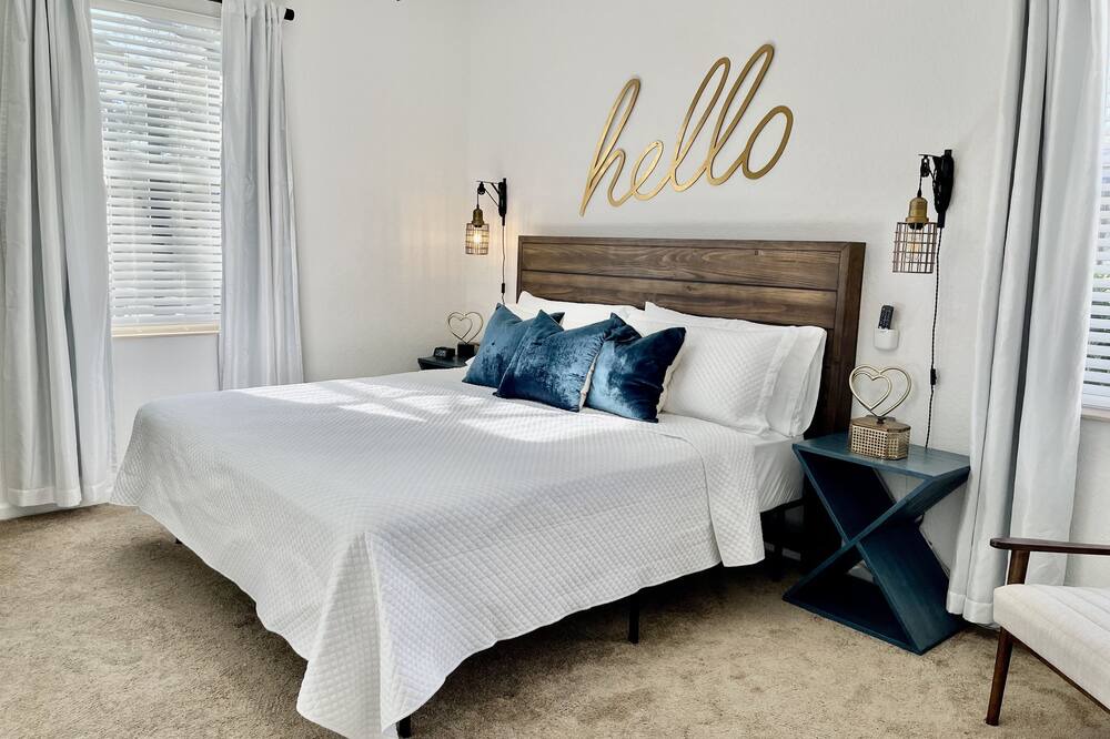 Photo of Bedroom in Trafalgar Village