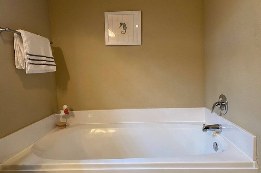 Photo of Bathroom in Shannon Hills