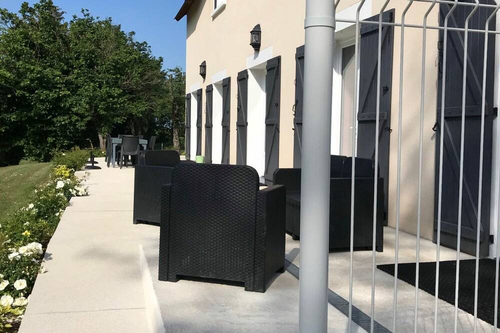 Photo of Patio Balcony in Chery