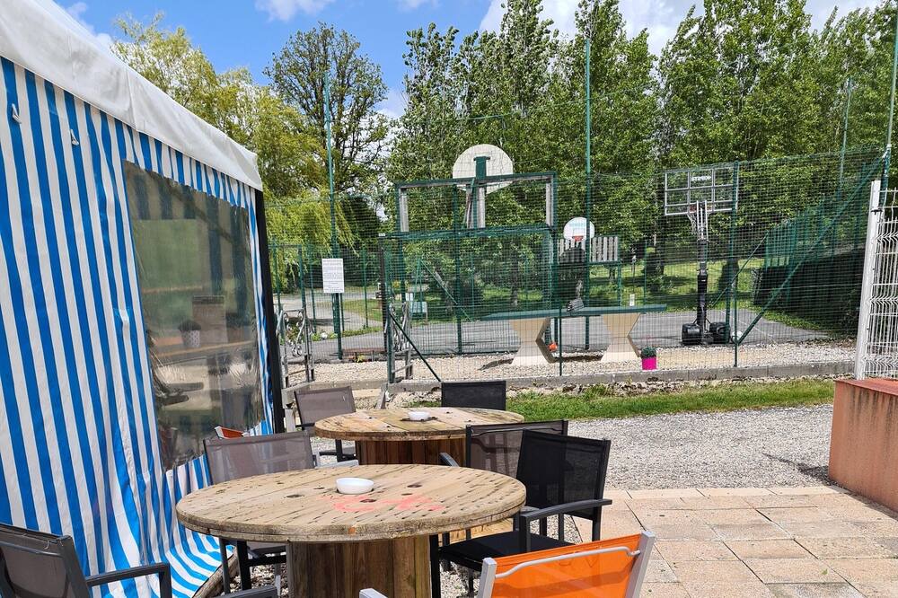 Photo of Patio Balcony in Les Grandes-Ventes