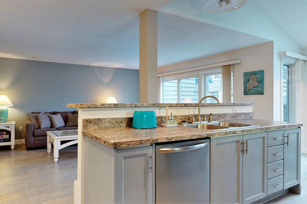 Photo of Kitchen in Ocean Park
