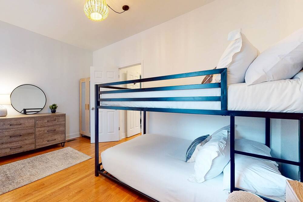 Photo of Bedroom in Smoketown Jackson