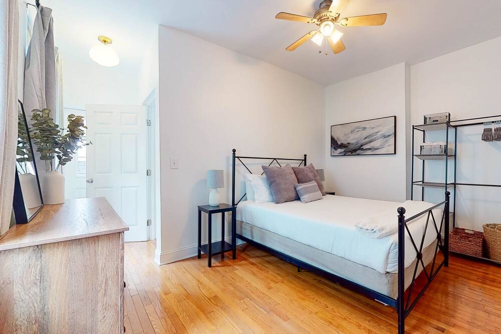 Photo of Bedroom in Smoketown Jackson