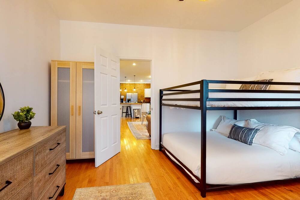 Photo of Bedroom in Smoketown Jackson