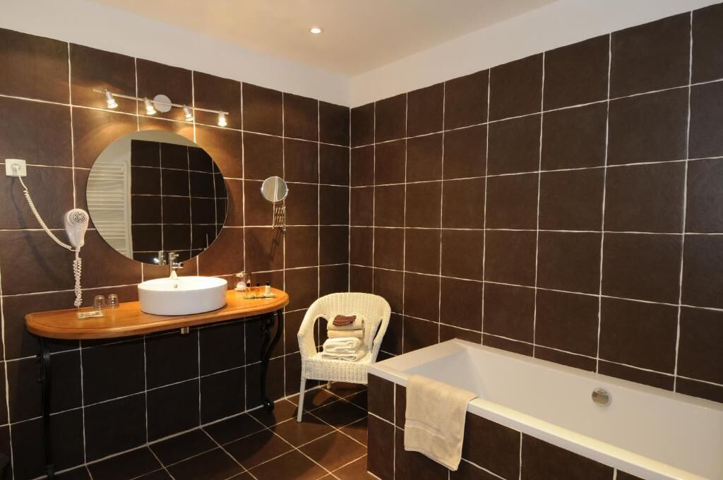 Photo of Bathroom in Valence
