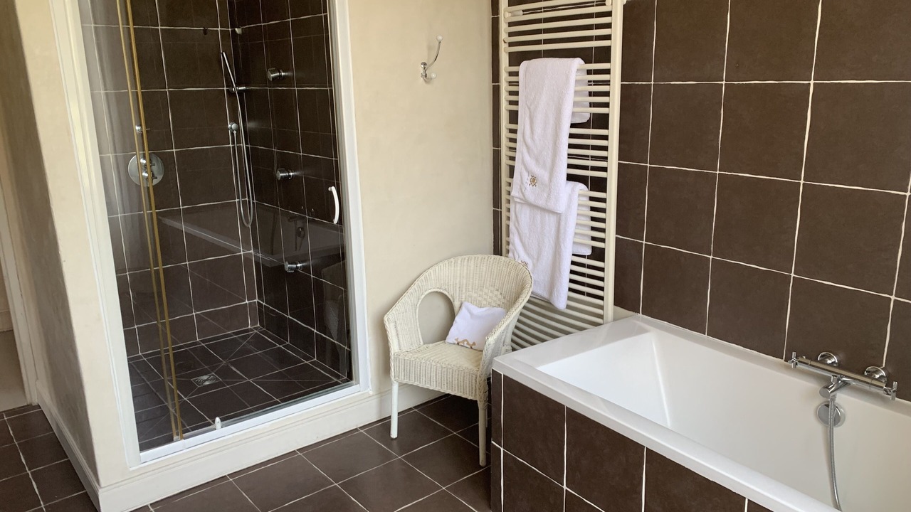 Photo of Bathroom in Valence