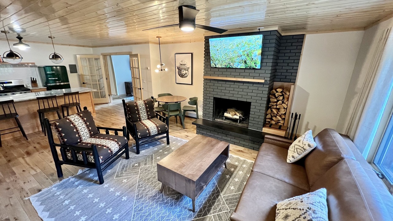 Photo of Bedroom in Grand Marais