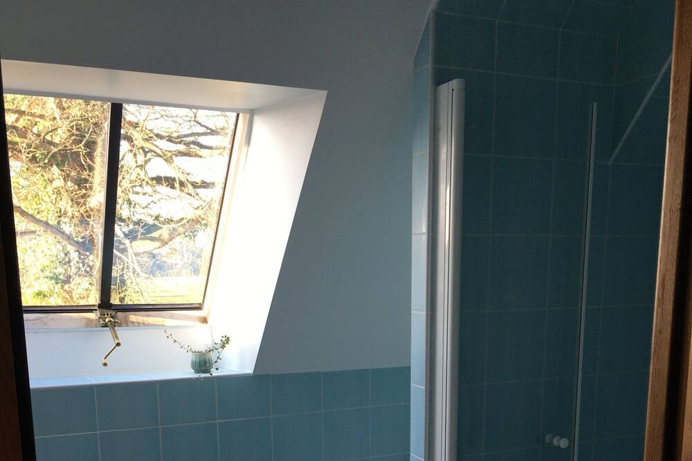 Photo of Bathroom in Tourgeville