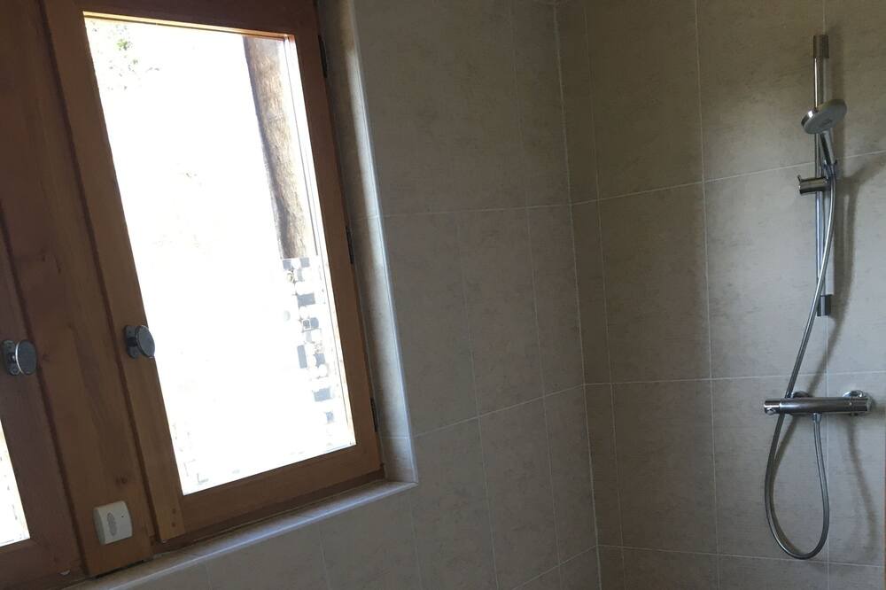 Photo of Bathroom in Tourgeville