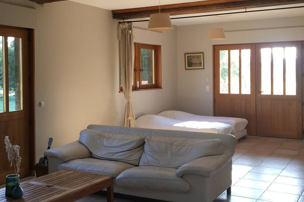 Photo of Livingroom in Tourgeville