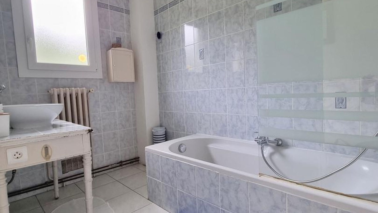 Photo of Bathroom in Vigny
