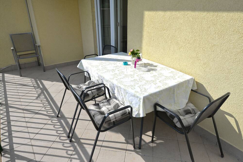 Photo of Patio Balcony in Susica