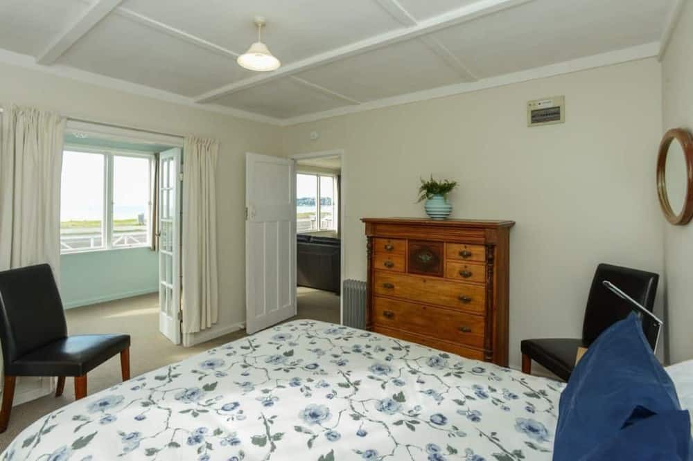 Photo of Bedroom in Westshore