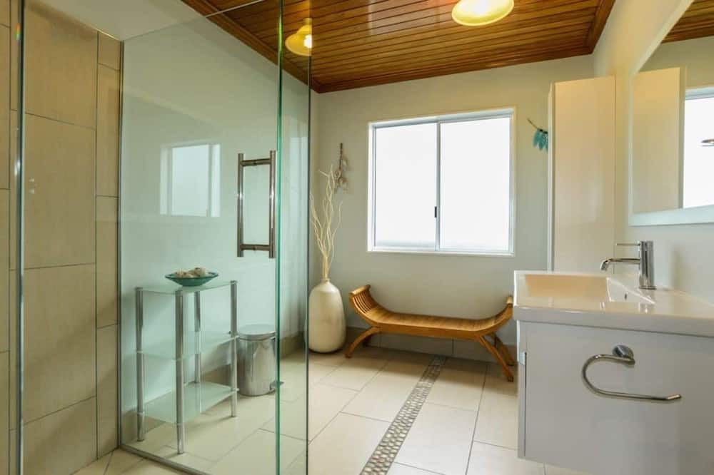 Photo of Bedroom in Westshore