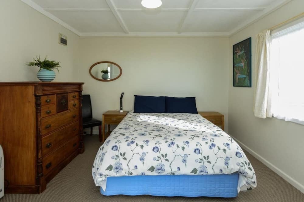 Photo of Bedroom in Westshore