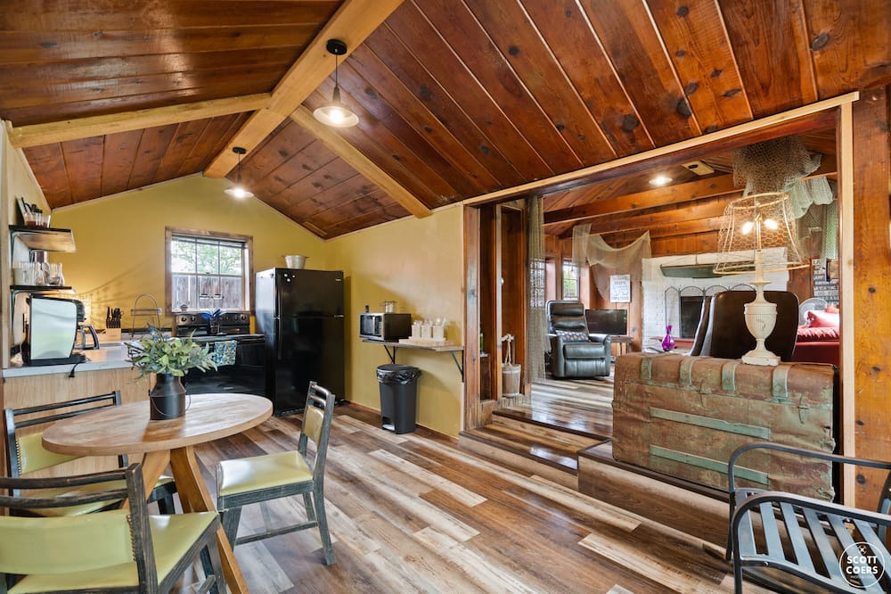 Photo of Livingroom in Brownwood