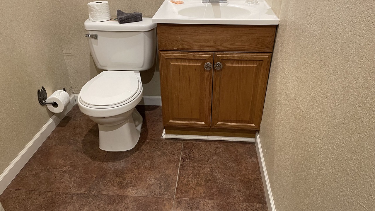 Photo of Bathroom in Tool
